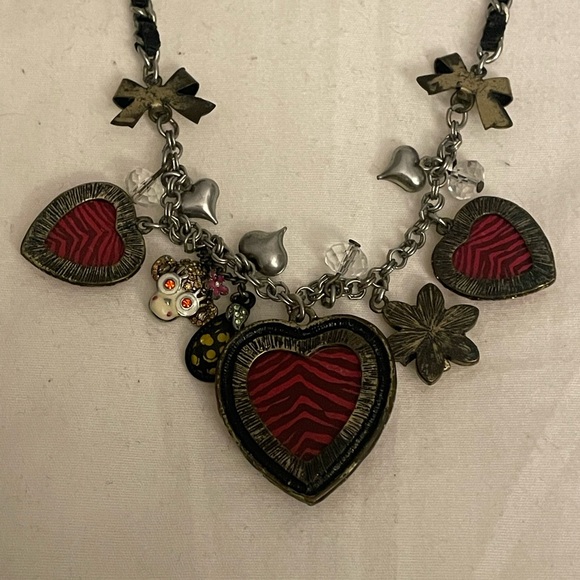 Betsey Johnson Red zebra heart necklace. 2010s - Picture 8 of 9
